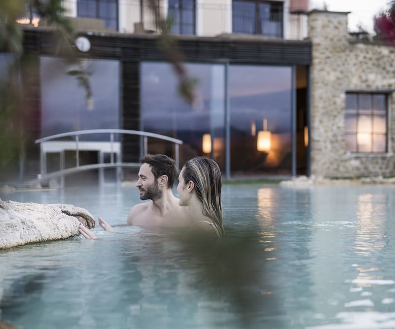36° indoor and outdoor thermal pools